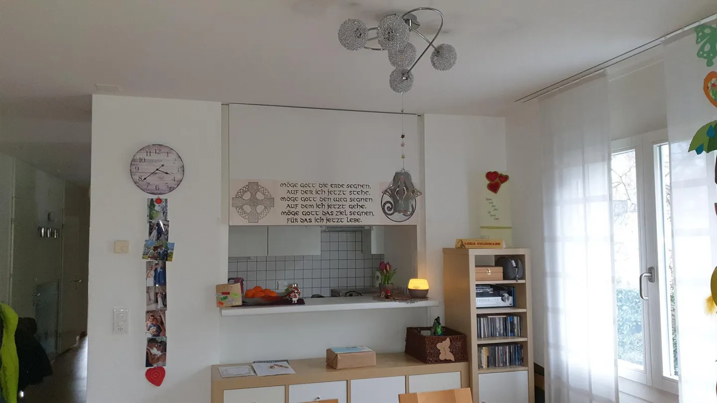 Geräumige Wohnung mit grossem Balkon - Foto 2 von 8