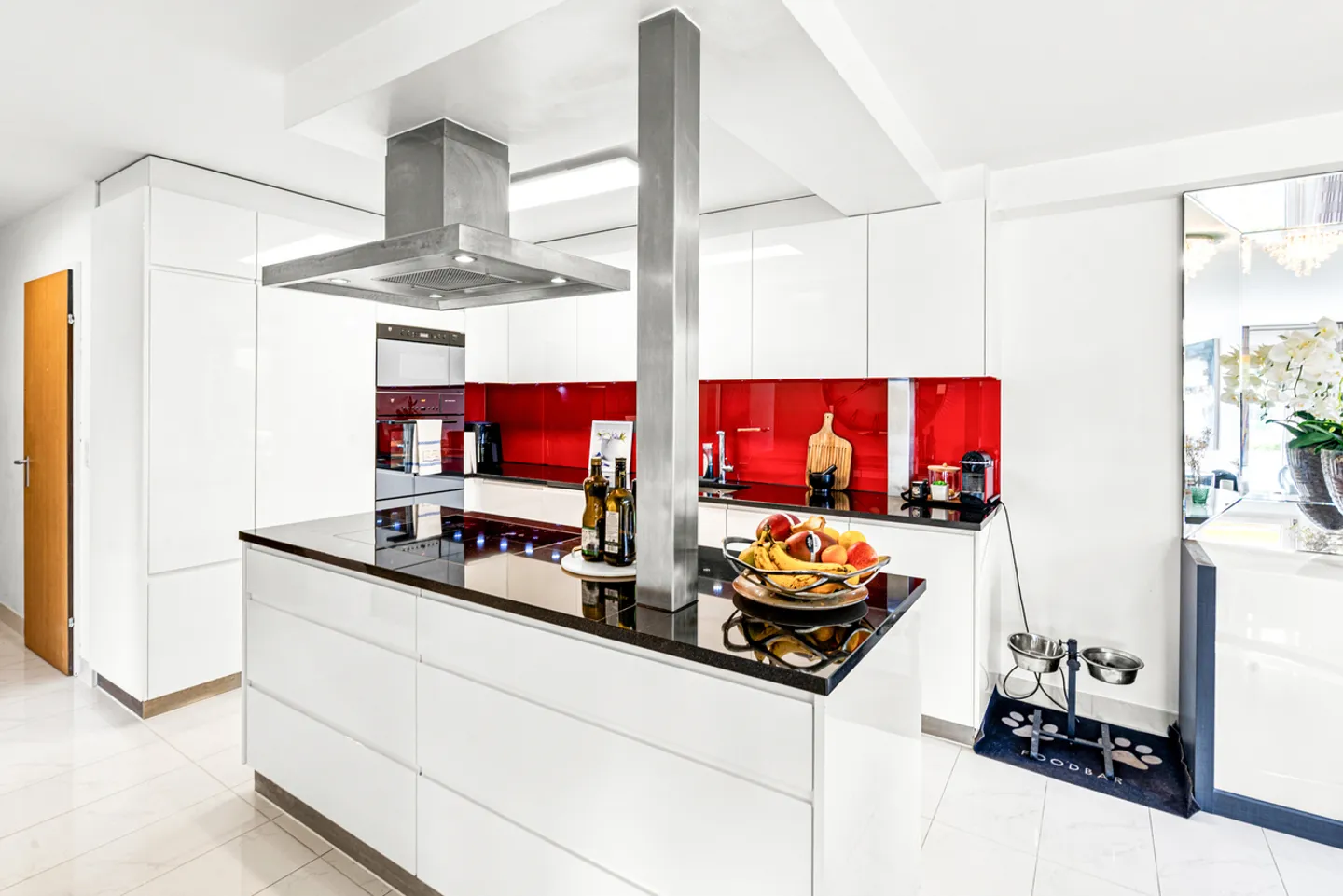 Appartement moderne et lumineux avec balcon et vue dégagée à Forel ! - Photo 3 sur 10