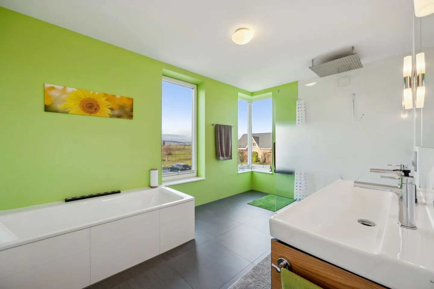 Zwei Welten unter einem Dach - grosszügiges Zuhause im Grünen - Photo 10 of 16