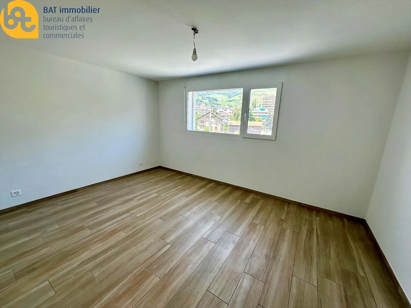 Apartment for rent - Photo 8 of 12