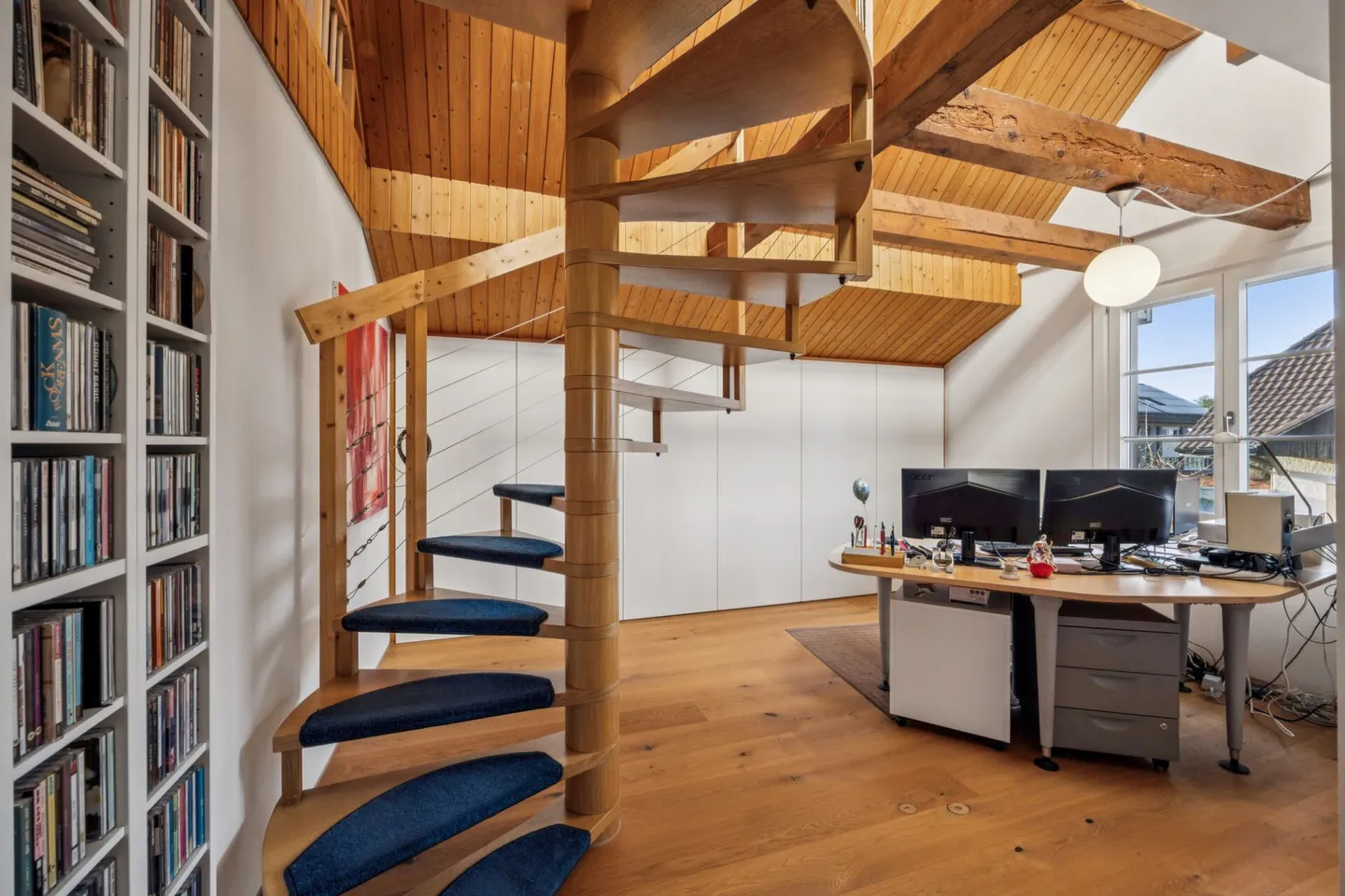 Zwei Welten unter einem Dach - grosszügiges Zuhause im Grünen - Photo 11 of 16