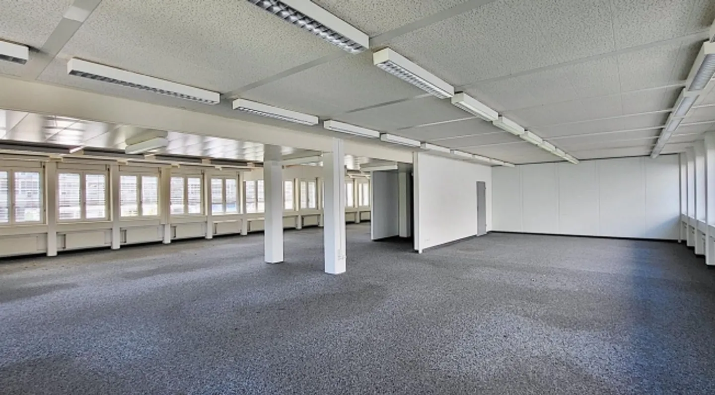 "Own Floor with Best Value for Money!" - Photo 5 of 13