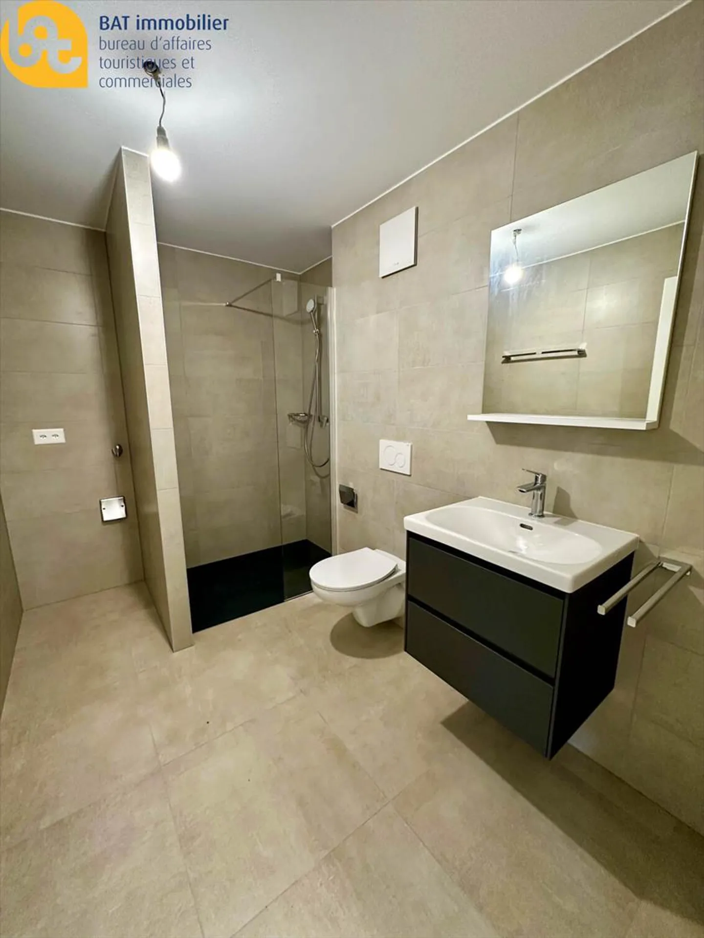 Apartment for rent - Photo 9 of 12