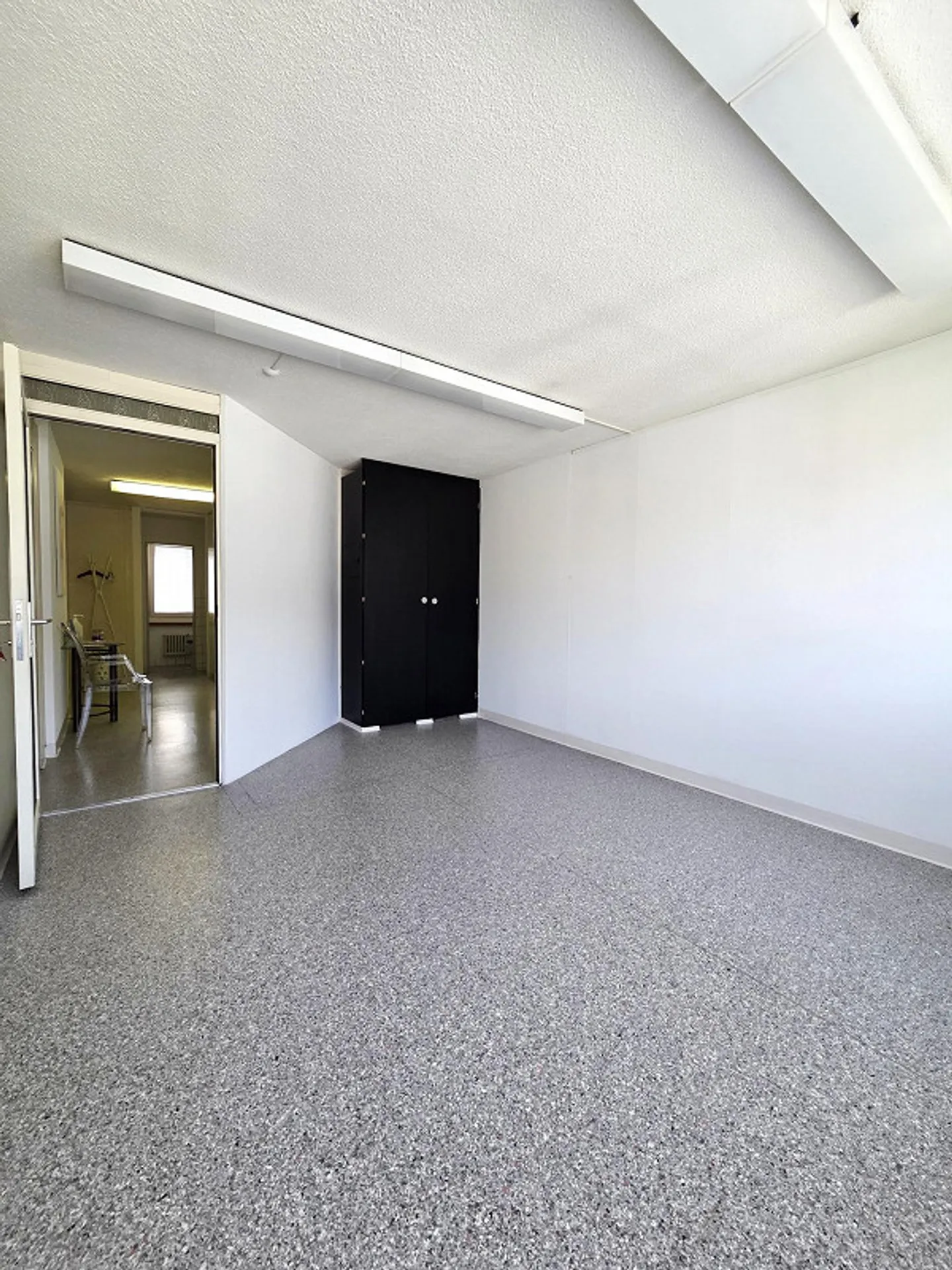 Office Space in the Center of Horw - Photo 2 of 12