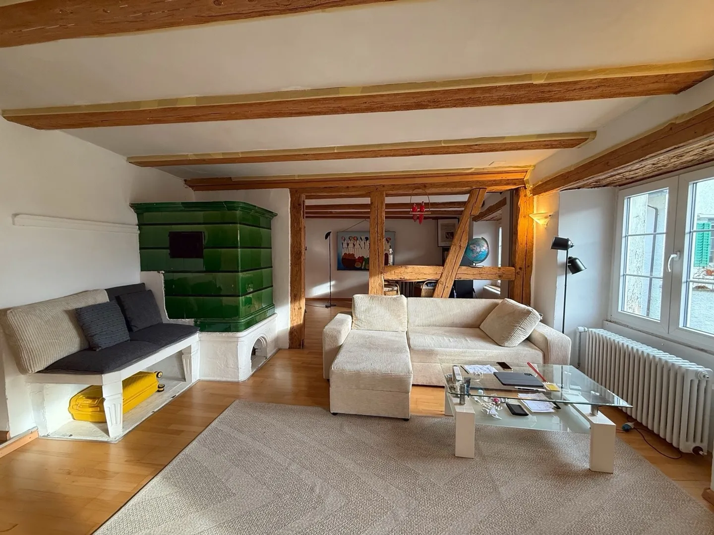 Grosszügige und charmante 6.5-Zimmer-Wohnung mit Gartensitzplatz in ruhiger Lage in Hallau, Kanton SH - Foto 1 von 12