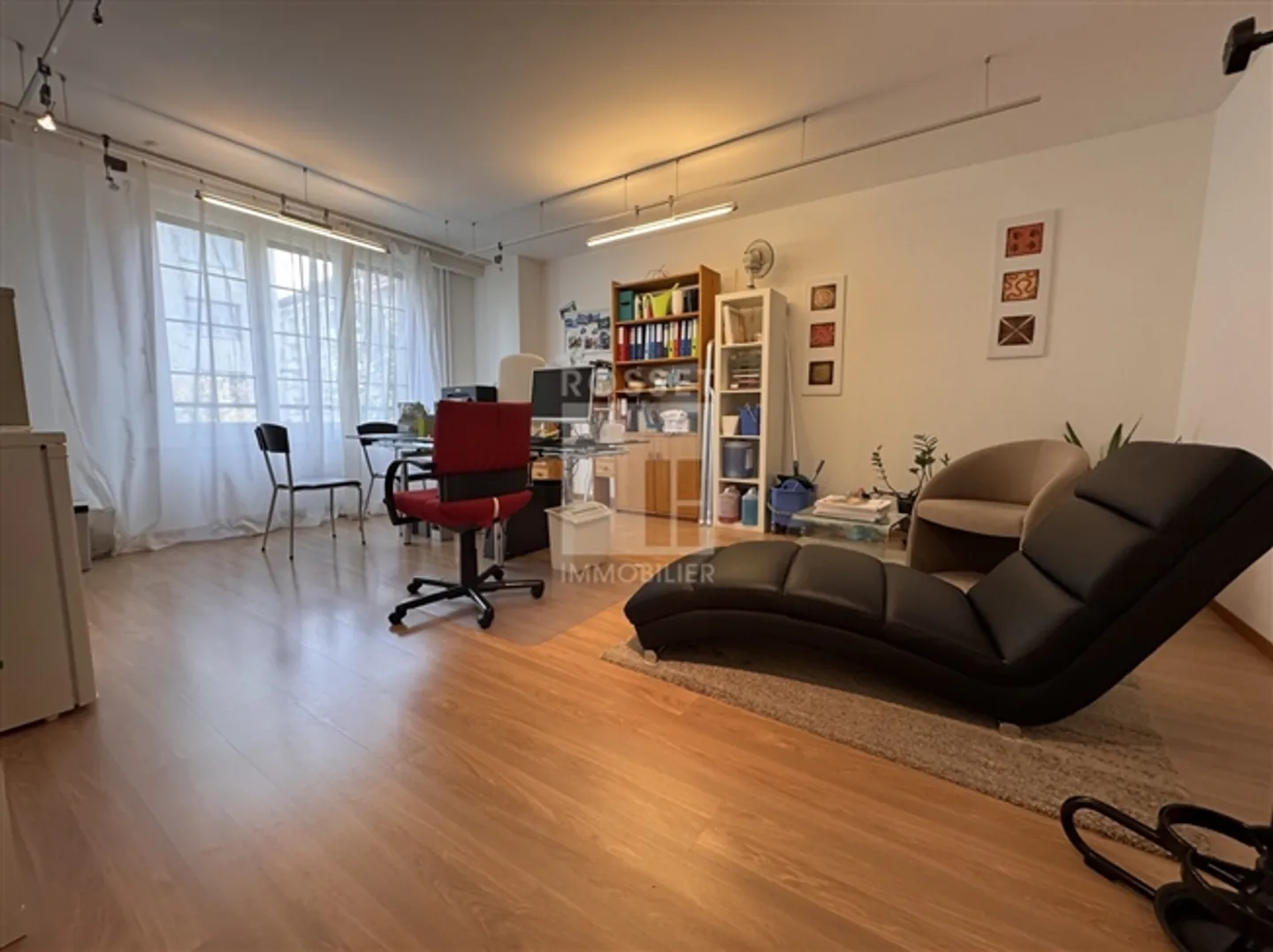 «Verwaltungsgebiet oder Wohnraum von 114 m²» - Foto 3 di 6