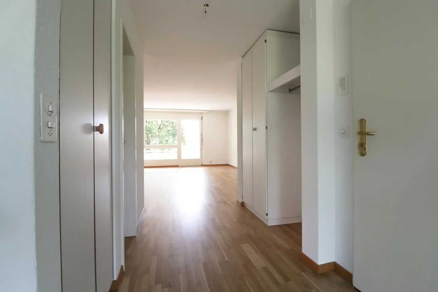 Appartamento attico attraente di 2,5 stanze - Foto 8 di 11