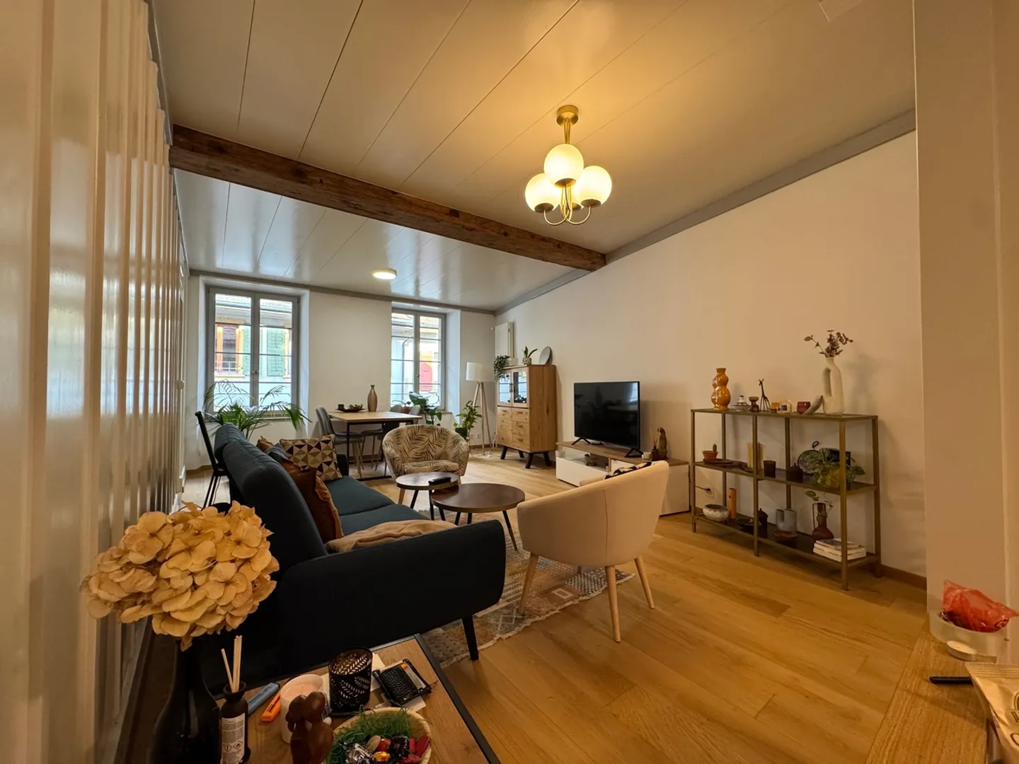 Apartment for rent - Photo 2 of 7