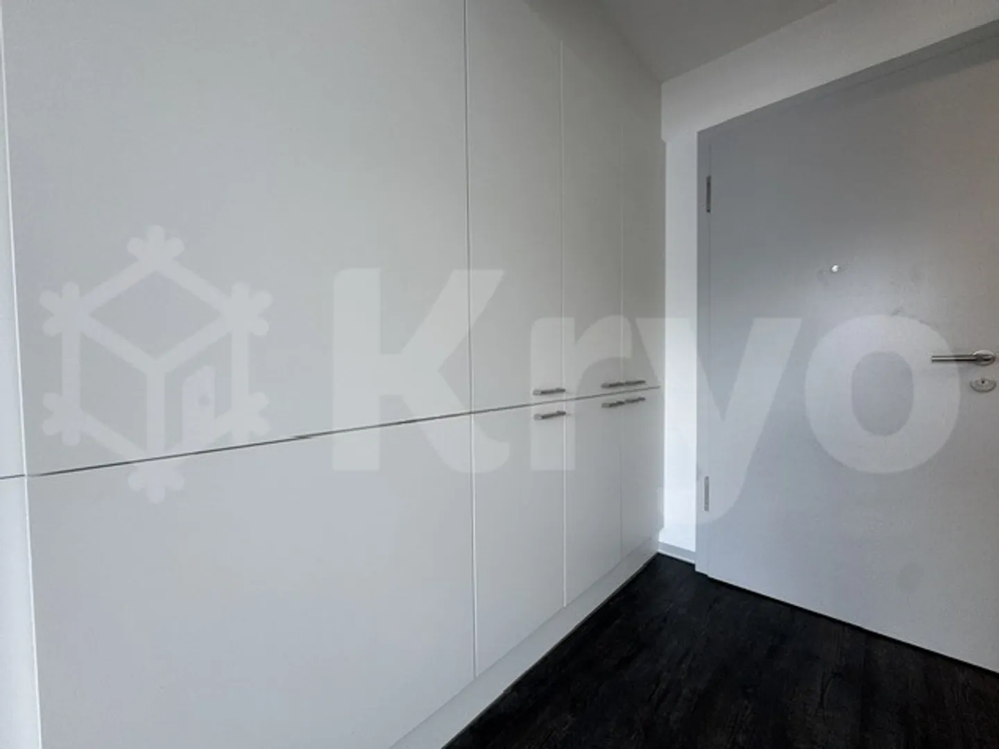 Beautiful 2-room apartment with large terrace - Photo 5 of 8
