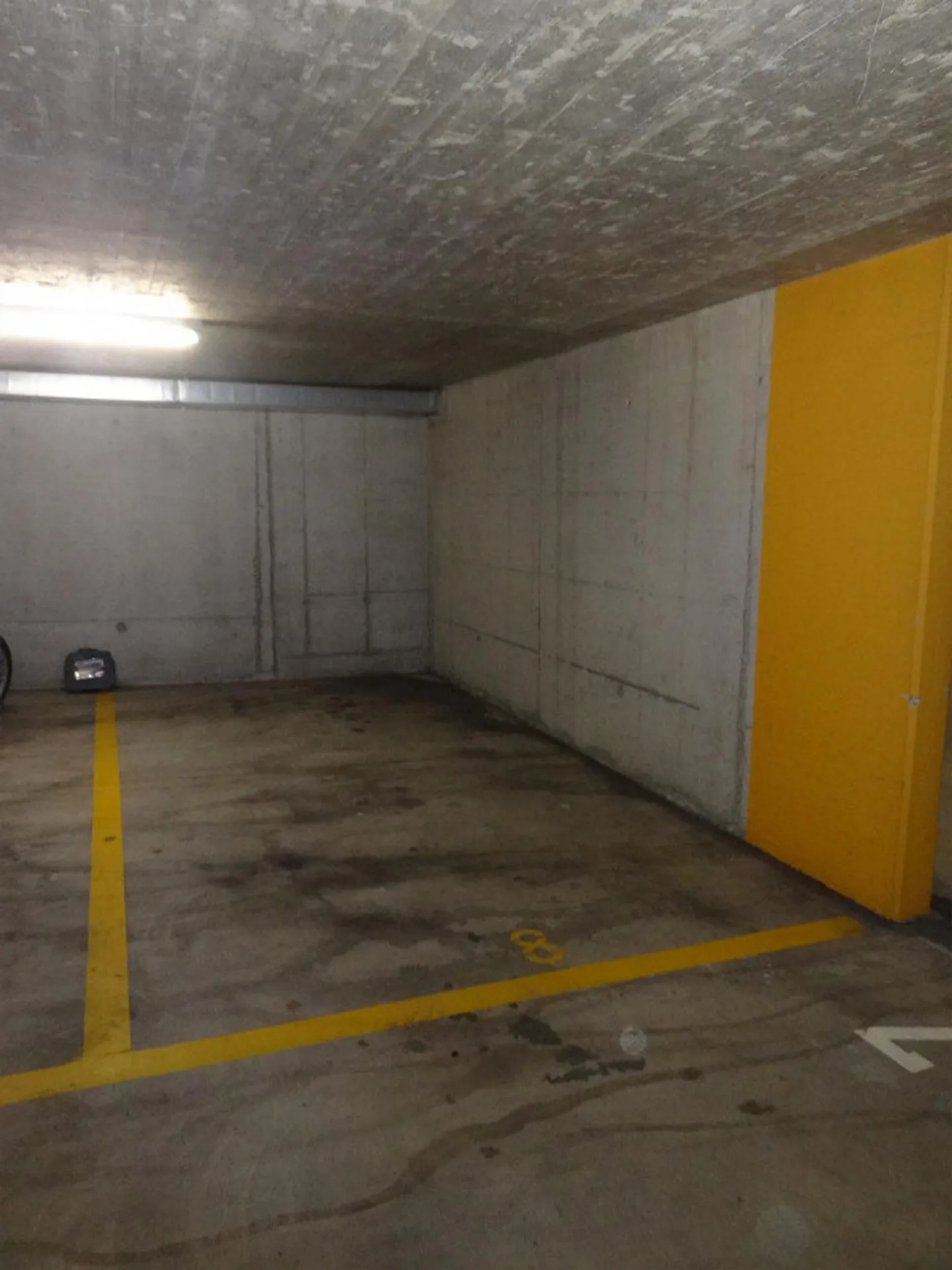 Places de stationnement à louer - Photo 5 sur 5