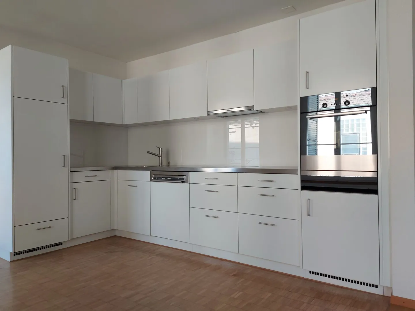 Bel appartement avec grand balcon - Photo 2 sur 10