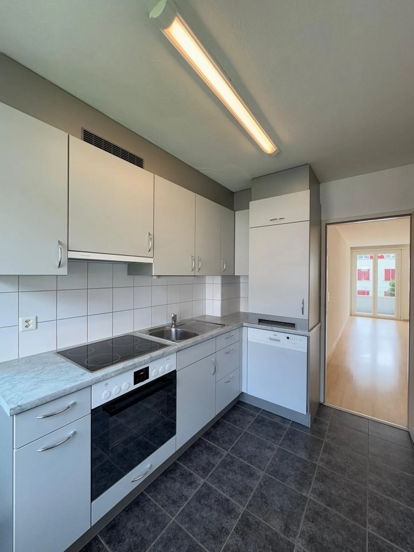 Appartement 3.5 pièces - Foto 2 von 7