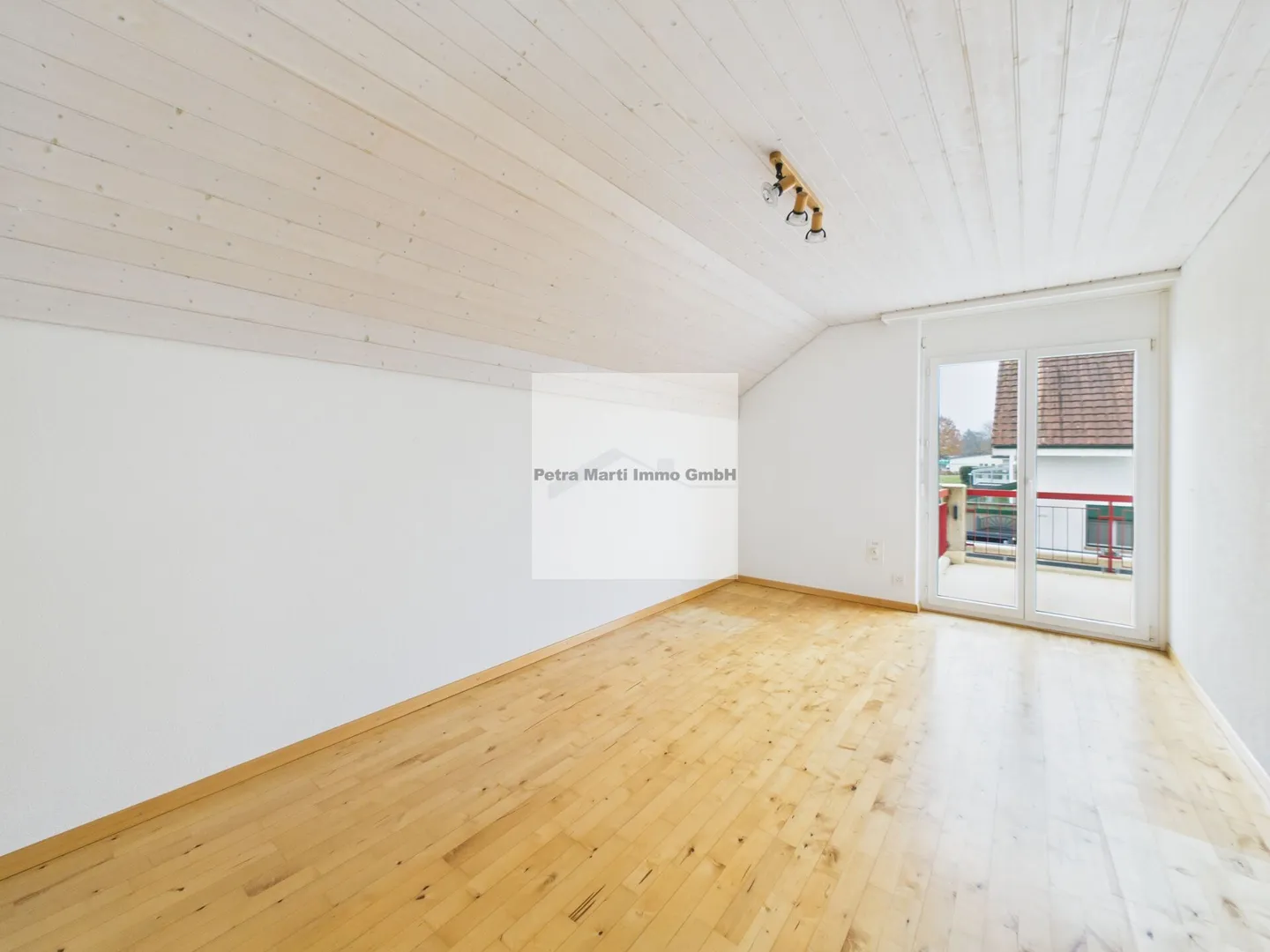 Casa unifamiliare di 5,5 stanze - Foto 11 di 17