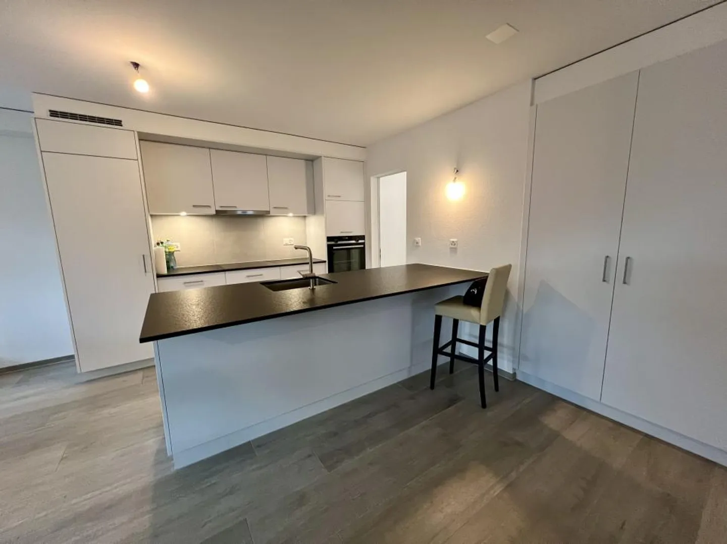 Bell'appartamento di 3.5 stanze al piano terra - Foto 4 di 13