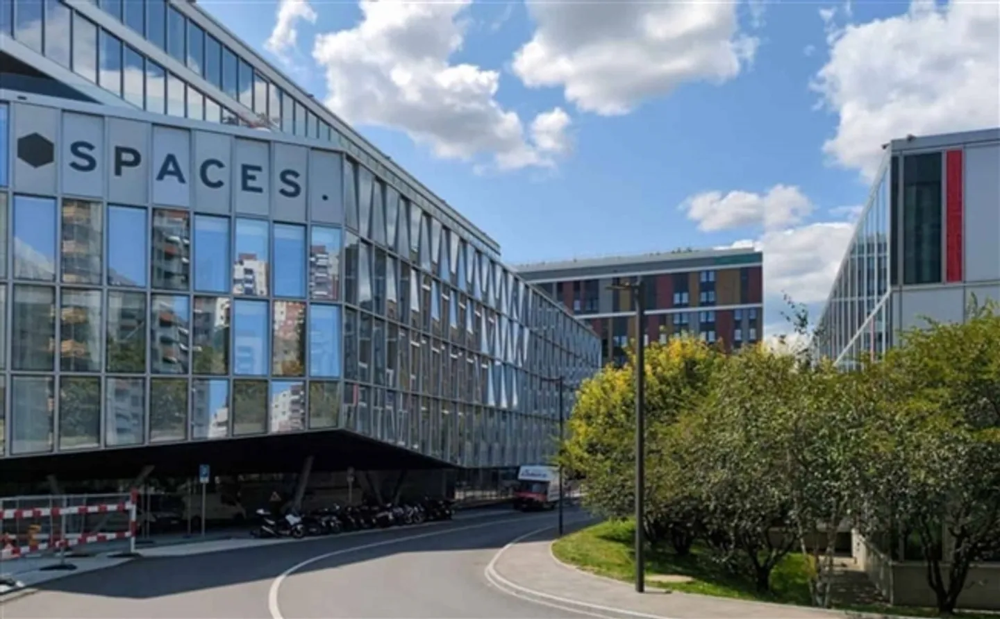 Uffici nel quartiere di Étang - Foto 1 di 10