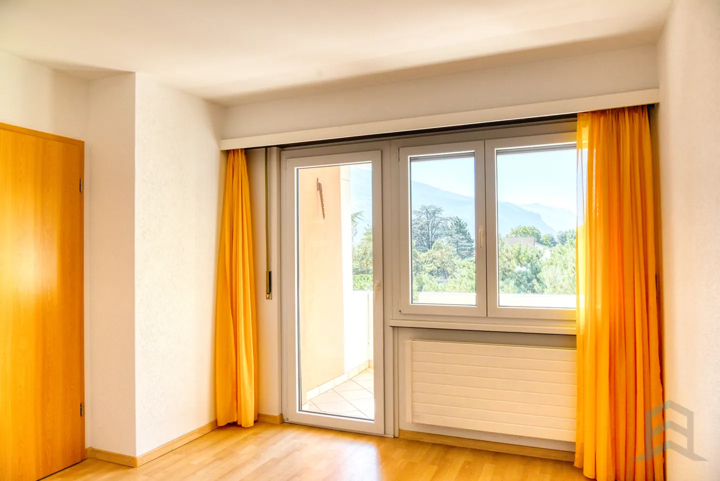 Appartamento ristrutturato con vista - Foto 6 di 14