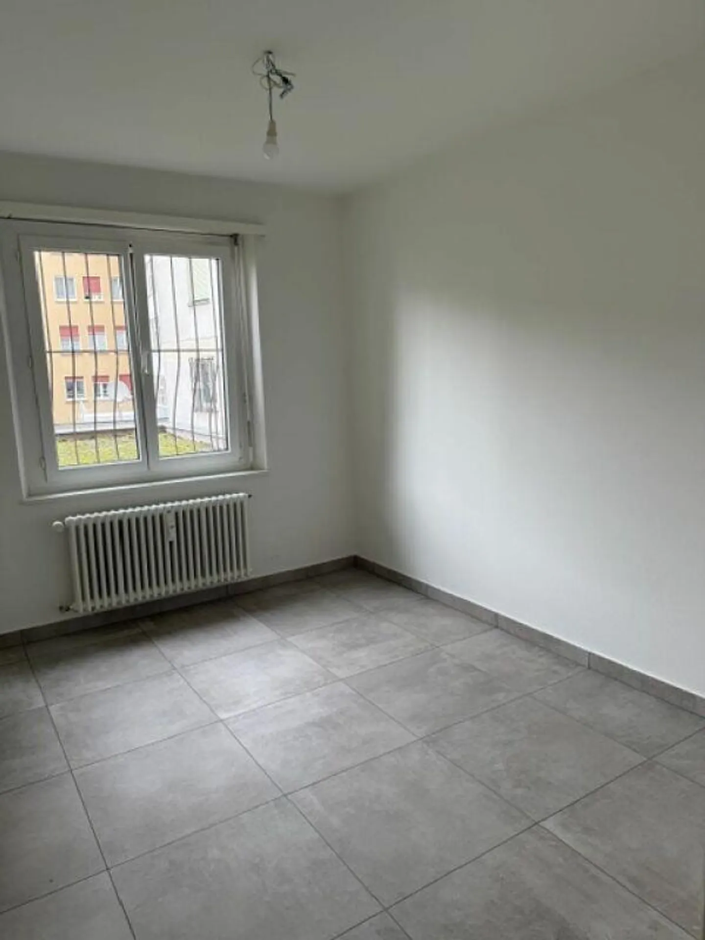 Appartamento spazioso 4.5 locali - Foto 2 di 10
