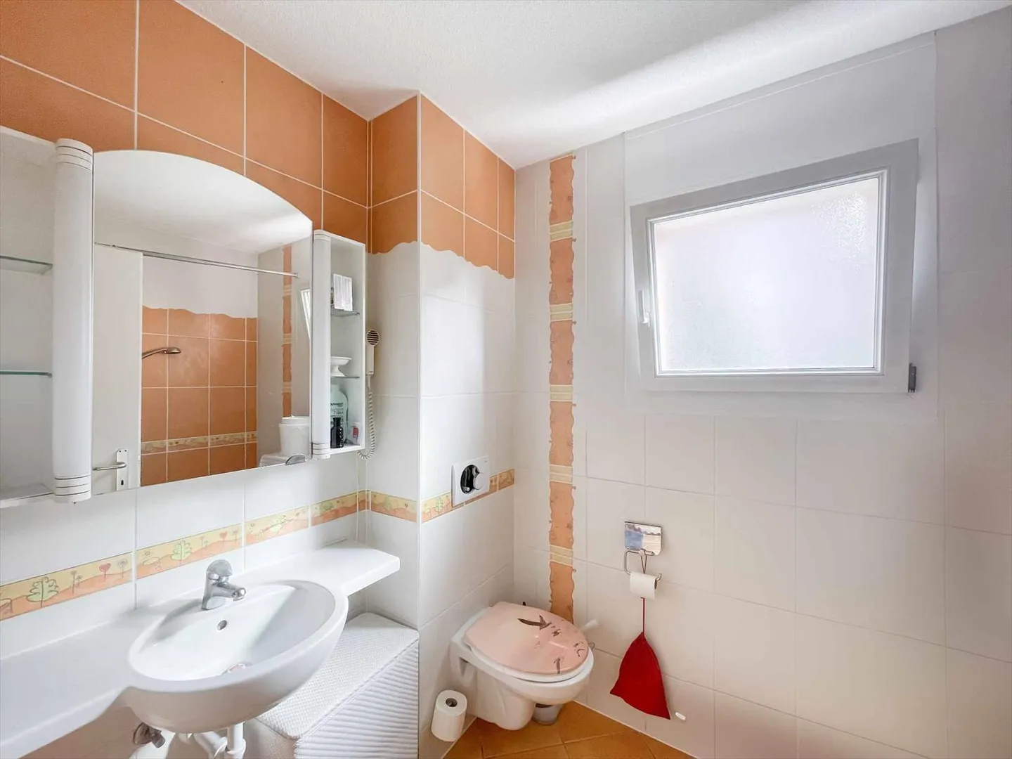 Bel appartement familial de 4,5 pièces avec balcons au centre de Prilly - Photo 7 sur 8