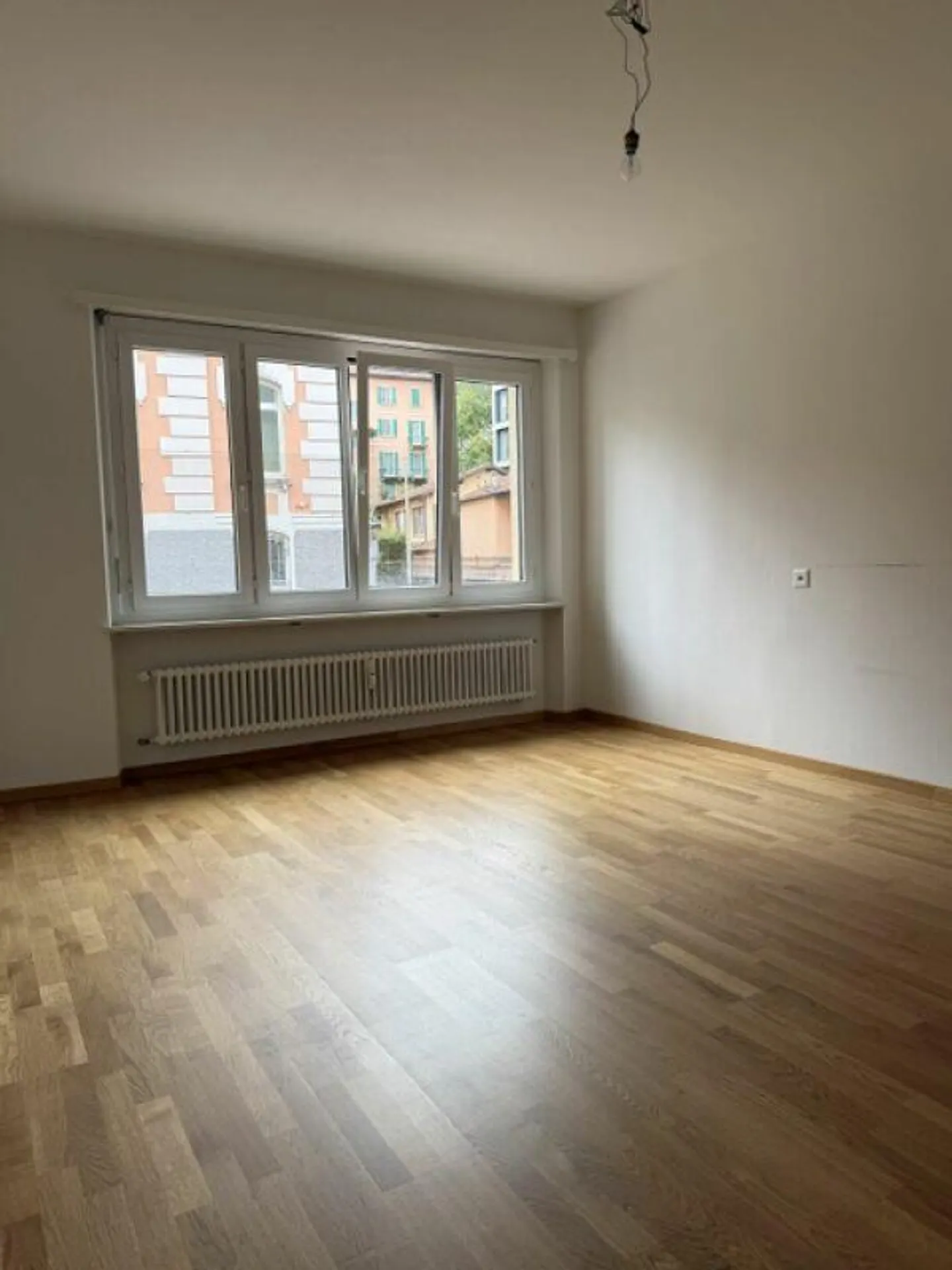 Appartamento spazioso 4.5 locali - Foto 7 di 10