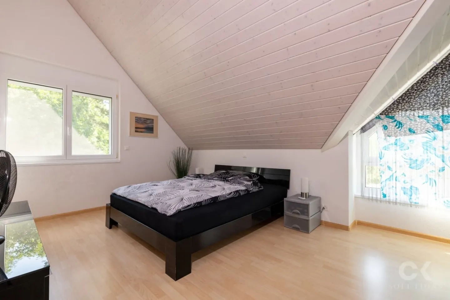 Paradis familial avec beau jardin et vue dégagée - Photo 15 sur 24