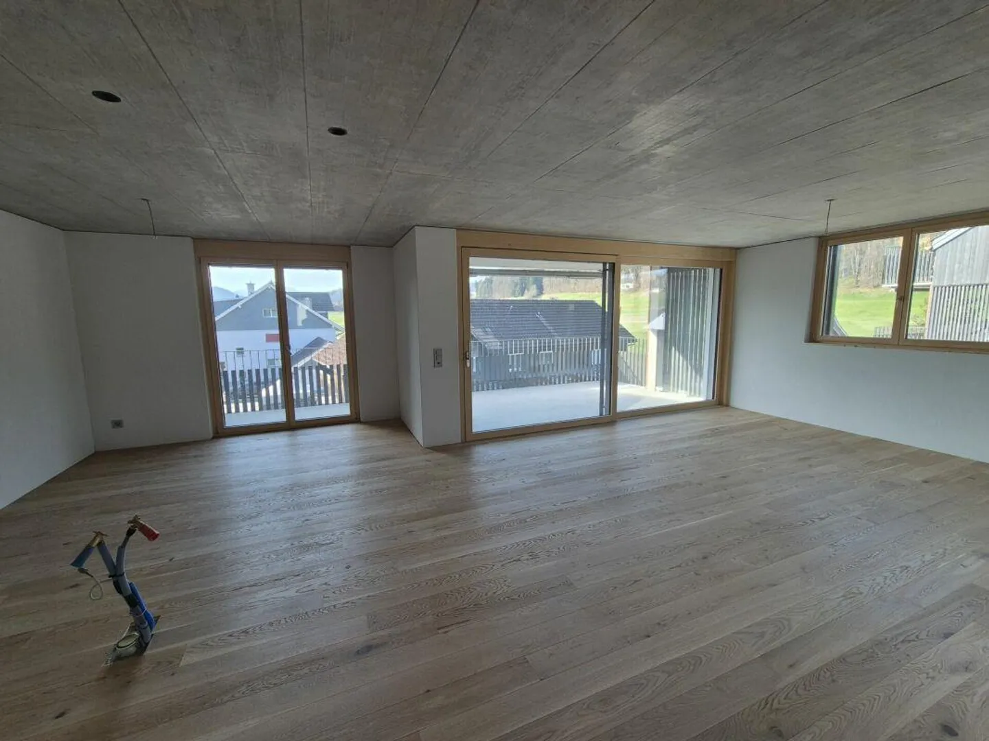 Neue 4.5-Zimmerwohnung mit Balkon - Foto 1 von 8