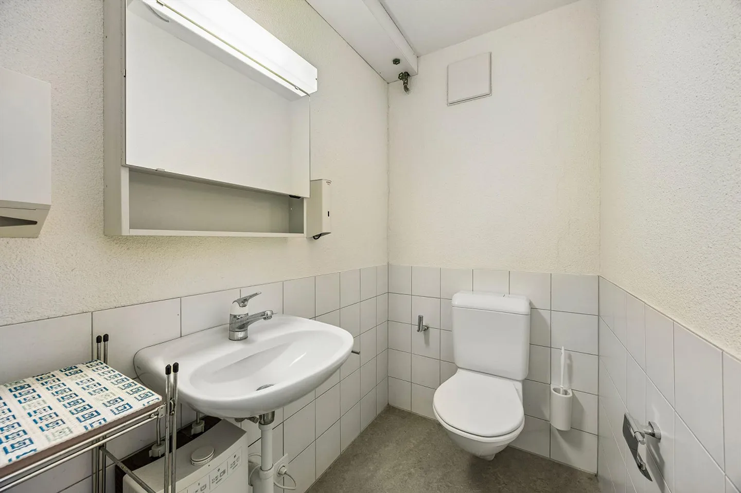 Spazio commerciale centrale di 128 m² a Dagmersellen - acquisto attraente - Foto 5 di 13