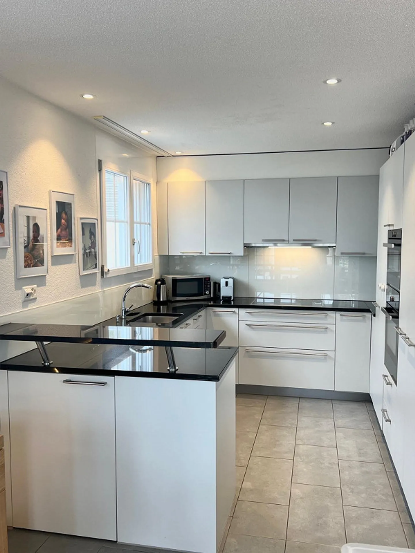 Charming Detached 6.5-Room Country House at the Edge of the Forest - Photo 2 of 15