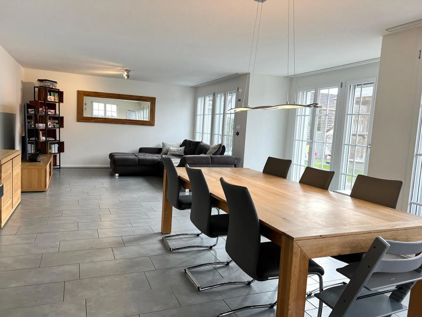 Charming Detached 6.5-Room Country House at the Edge of the Forest - Photo 5 of 15