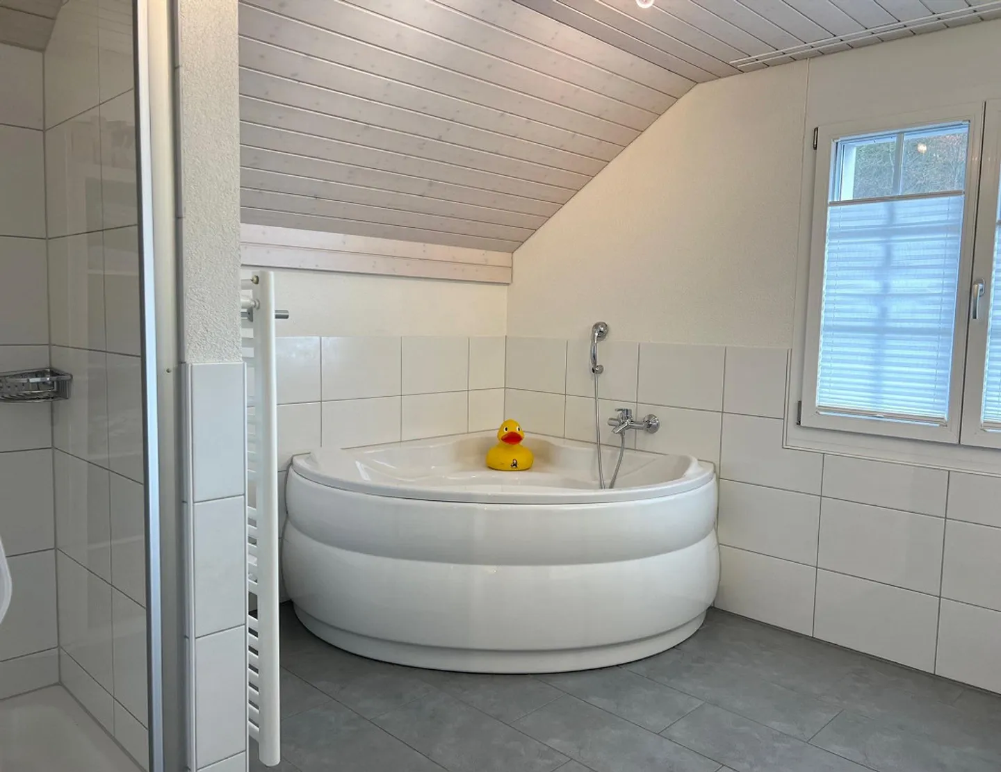 Charming Detached 6.5-Room Country House at the Edge of the Forest - Photo 6 of 15