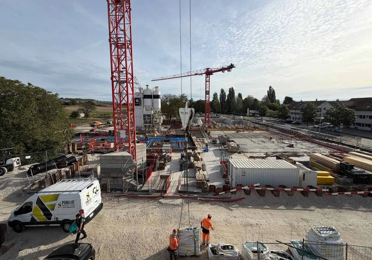 The work is progressing well: Spacious 3.5 rooms with terrace or balcony - Photo 1 of 9