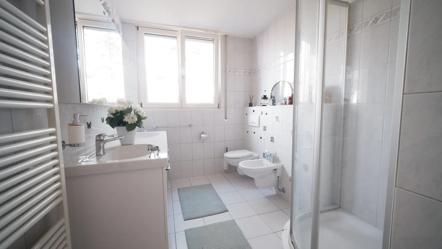 Investment or Owner-Occupancy - Photo 8 of 13