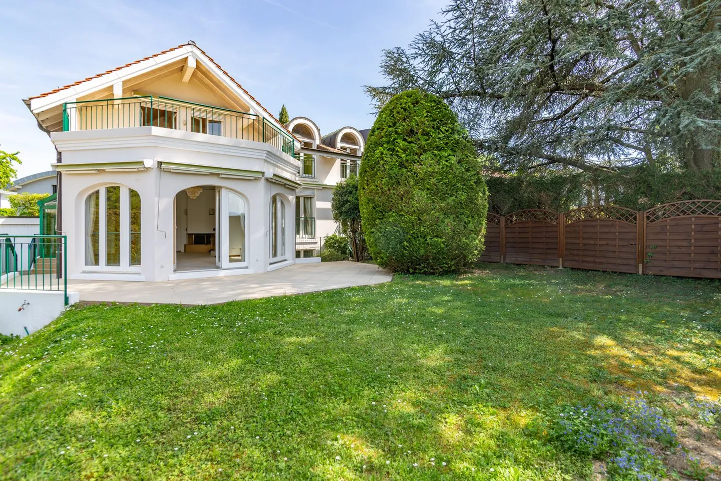 Maison 8 pièces - Photo 1 sur 15