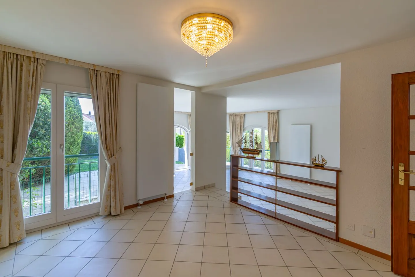 Maison 8 pièces - Photo 5 sur 15