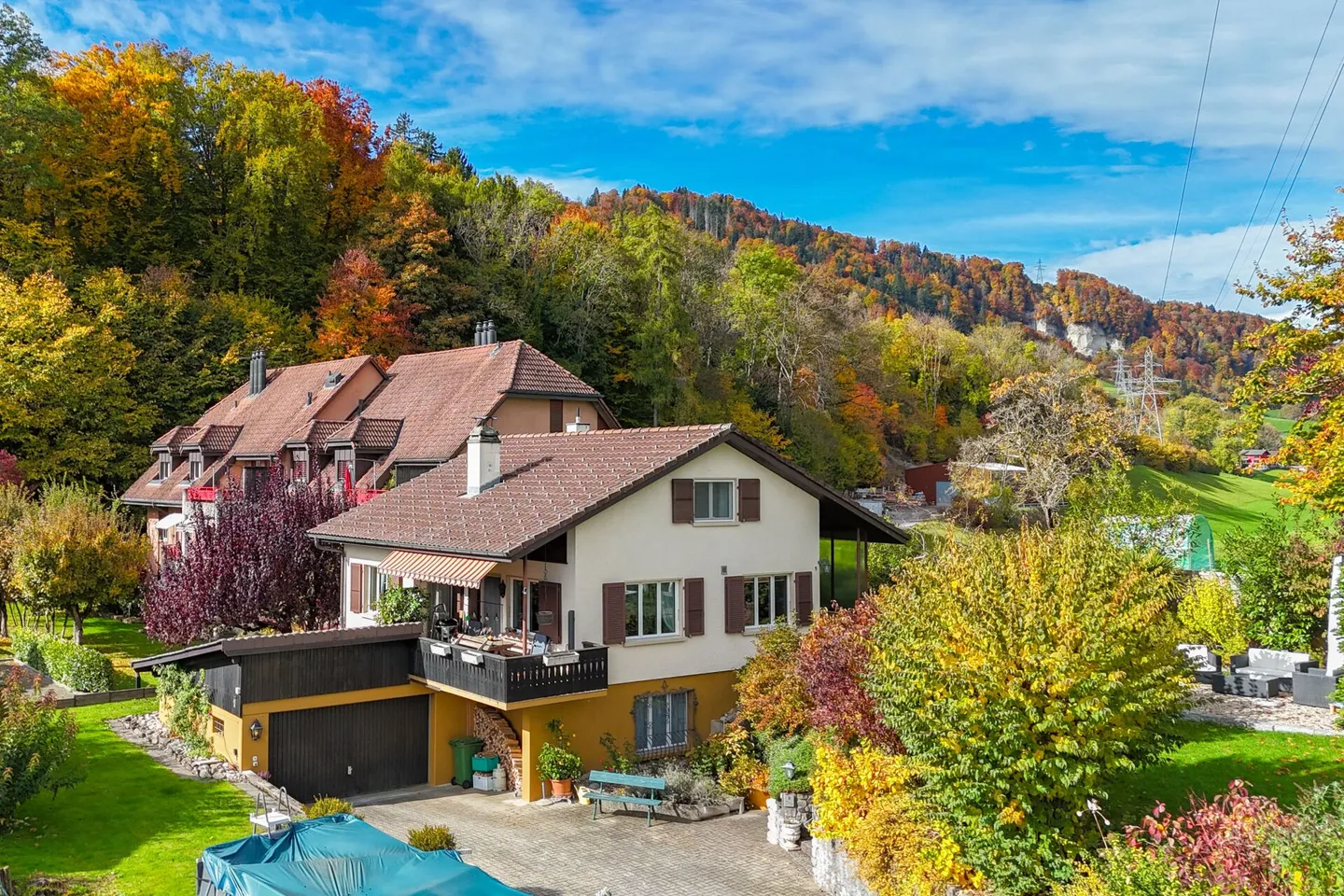 Maison individuelle de 6,5 pièces avec vue panoramique, pavillon de jardin et double garage à Rümligen - Photo 29 sur 32