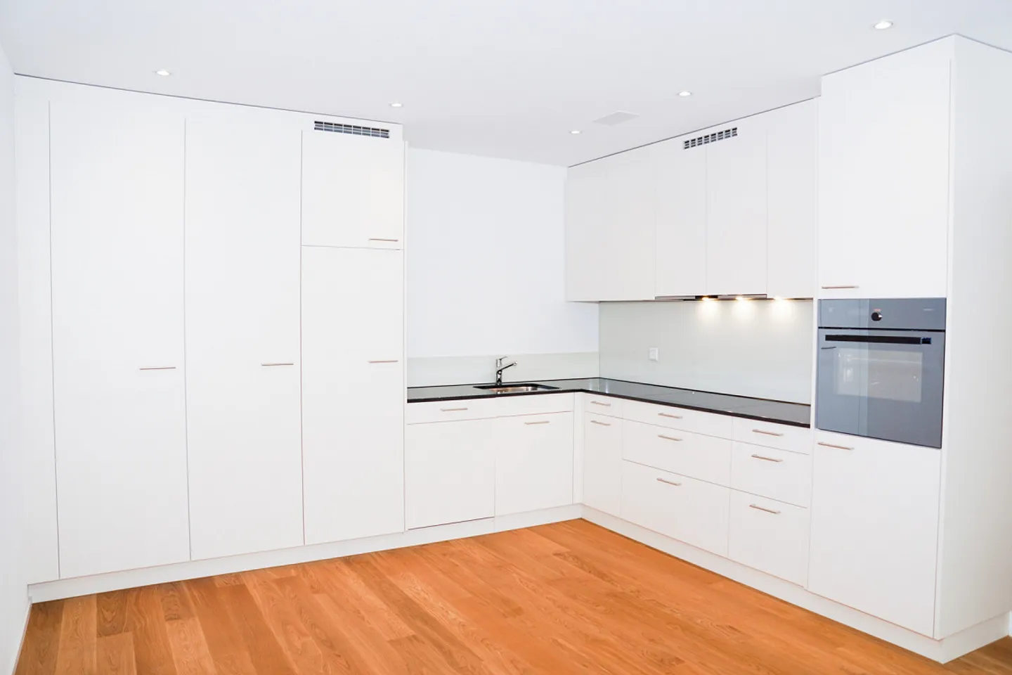 Moderne Wohnung in zentraler Lage - Foto 1 von 3