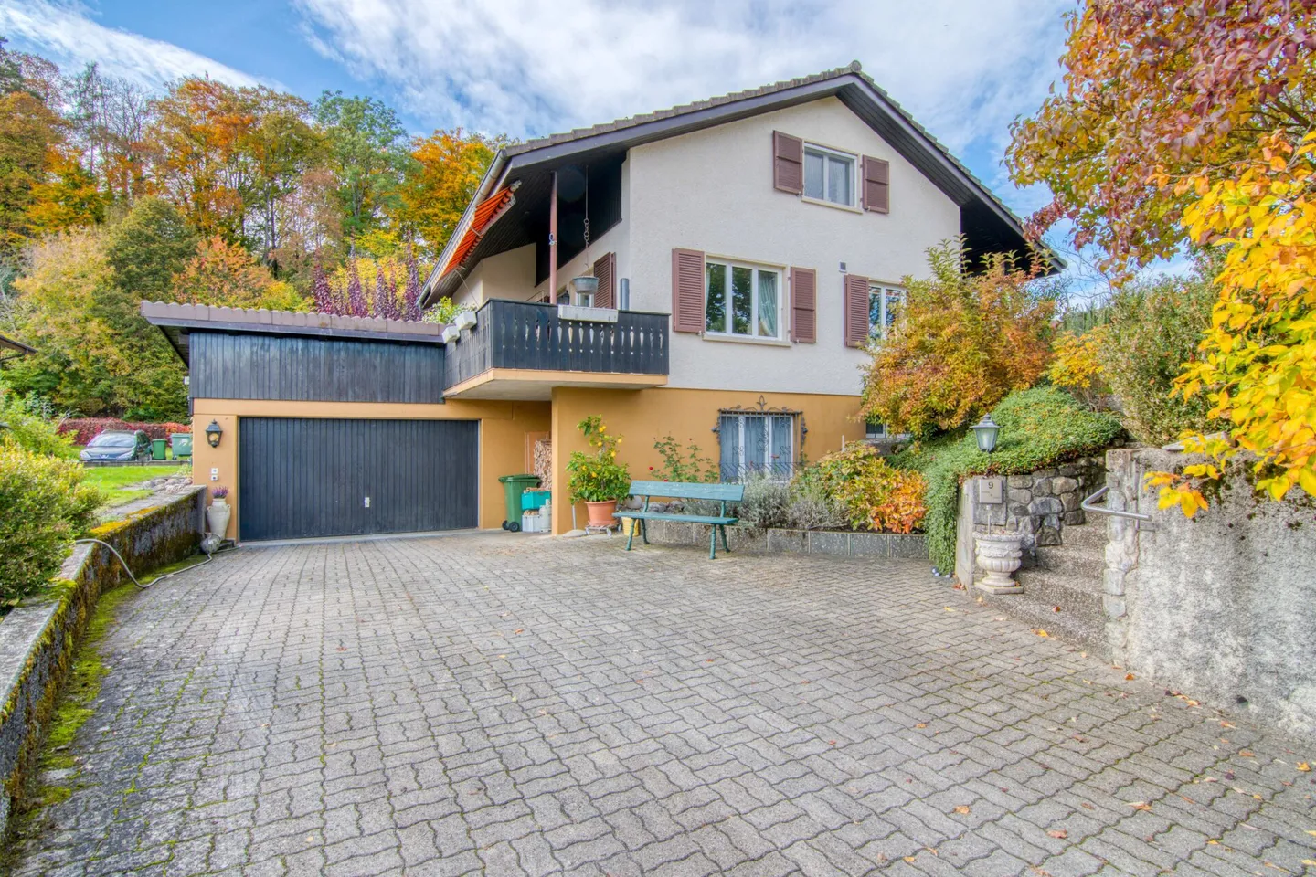 Maison individuelle de 6,5 pièces avec vue panoramique, pavillon de jardin et double garage à Rümligen - Photo 23 sur 32