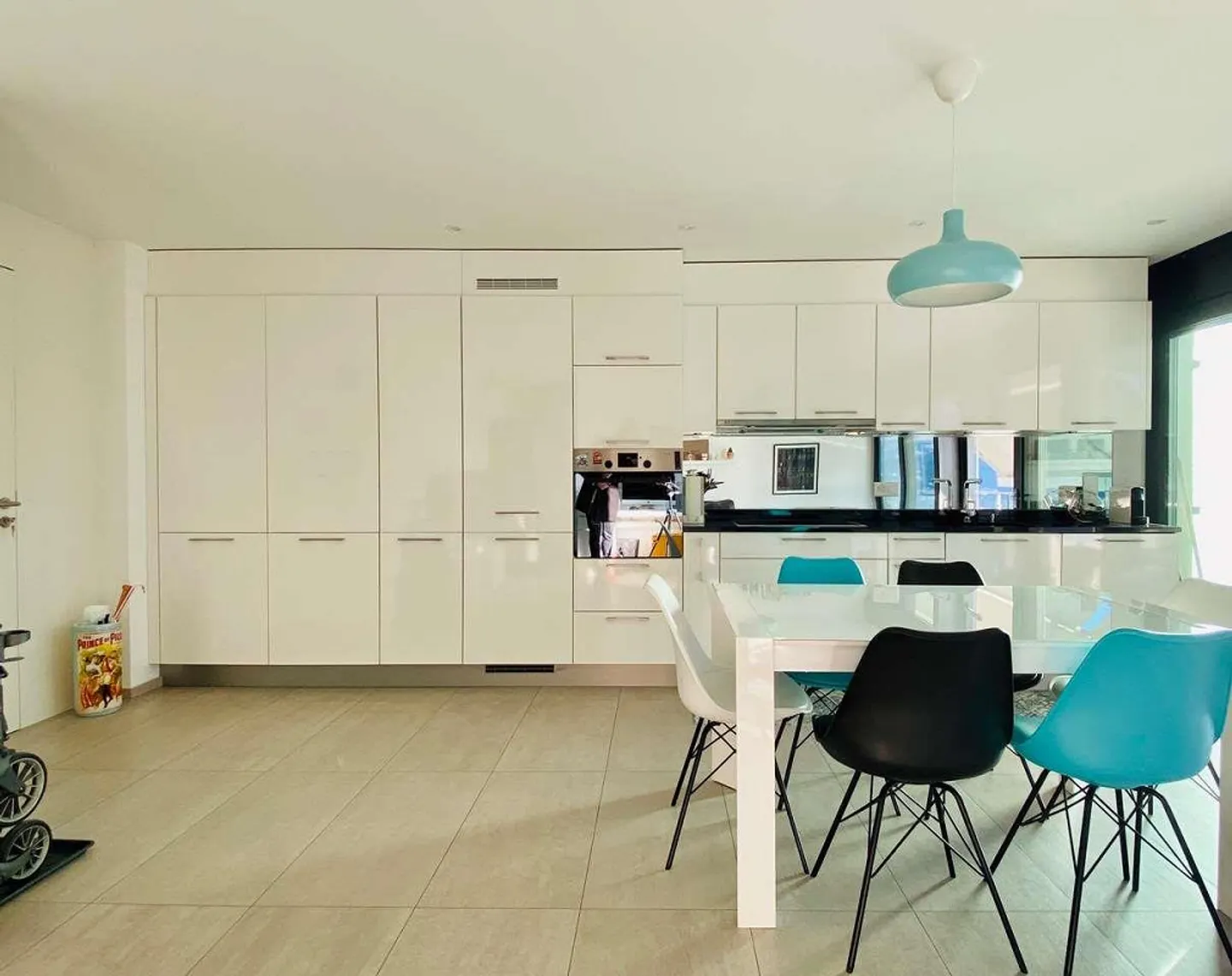 Nous louons un appartement lumineux de 3,5 pièces à Davesco - Photo 8 sur 13