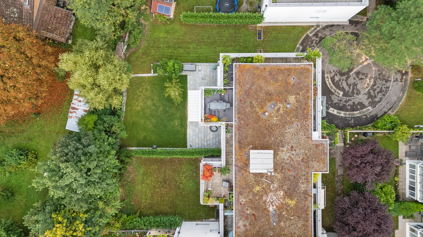 Exclusive Living with Garden in Binningen - Photo 18 of 19