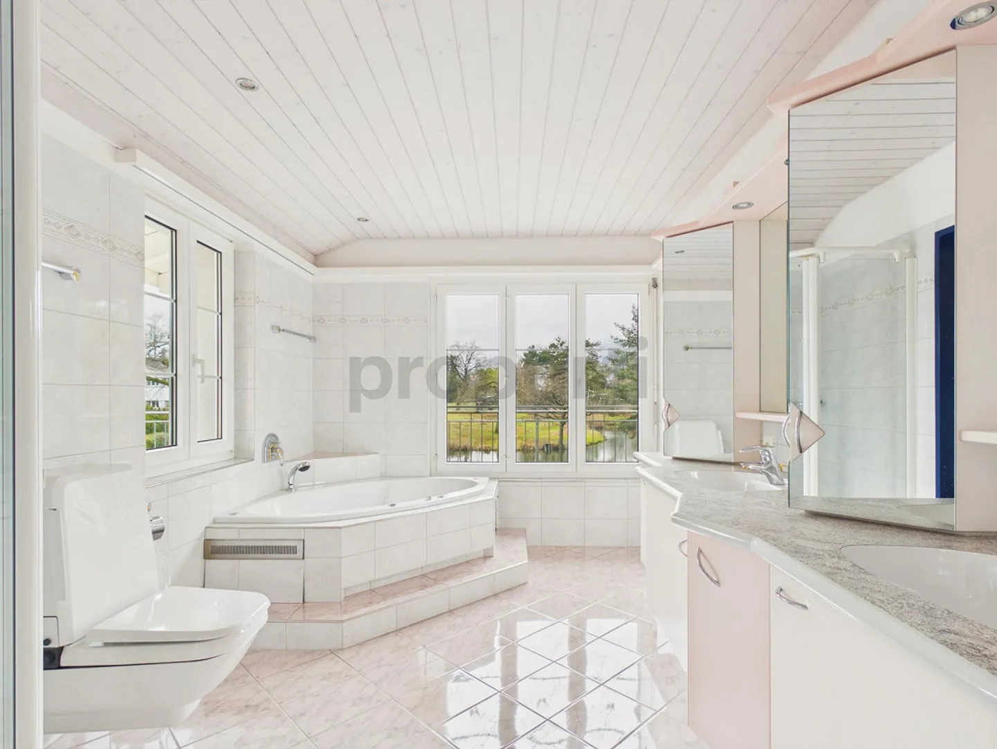 Modern 6.5-Room Single-Family House with Balcony, Widnau - Photo 10 of 14