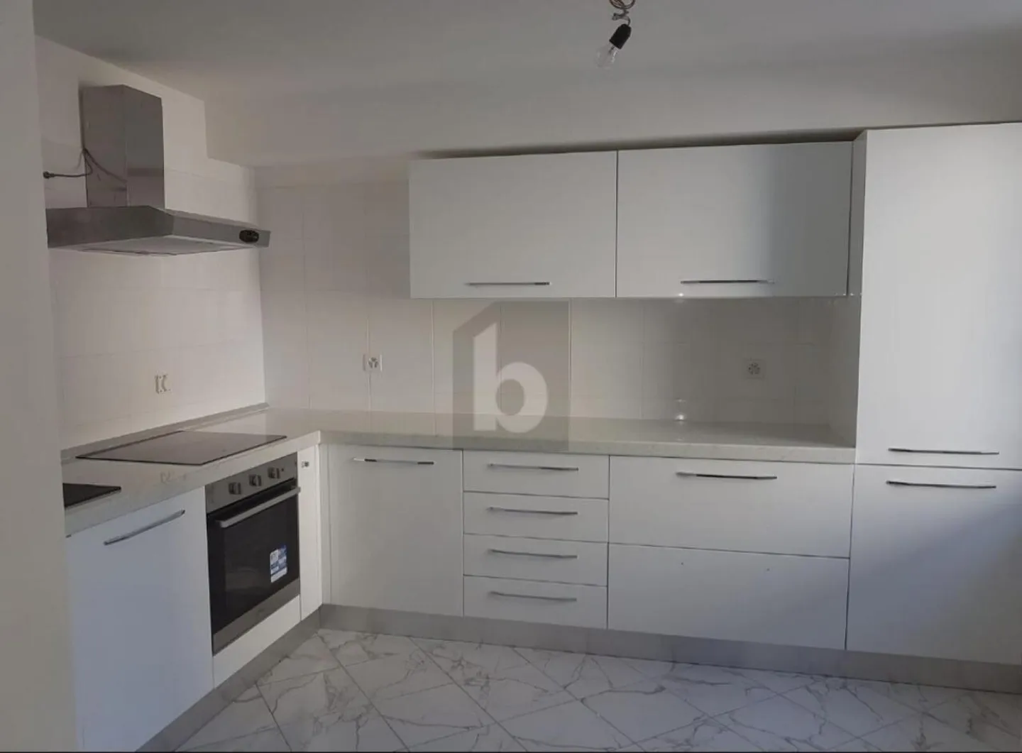 Charming Duplex Apartment - Photo 3 of 6