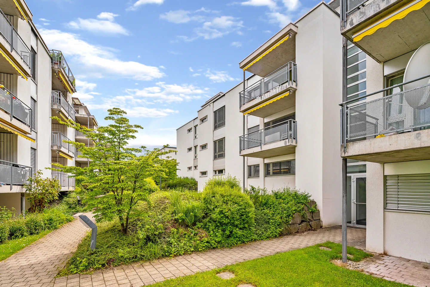 Bien immobilier à louer - Photo 2 sur 2