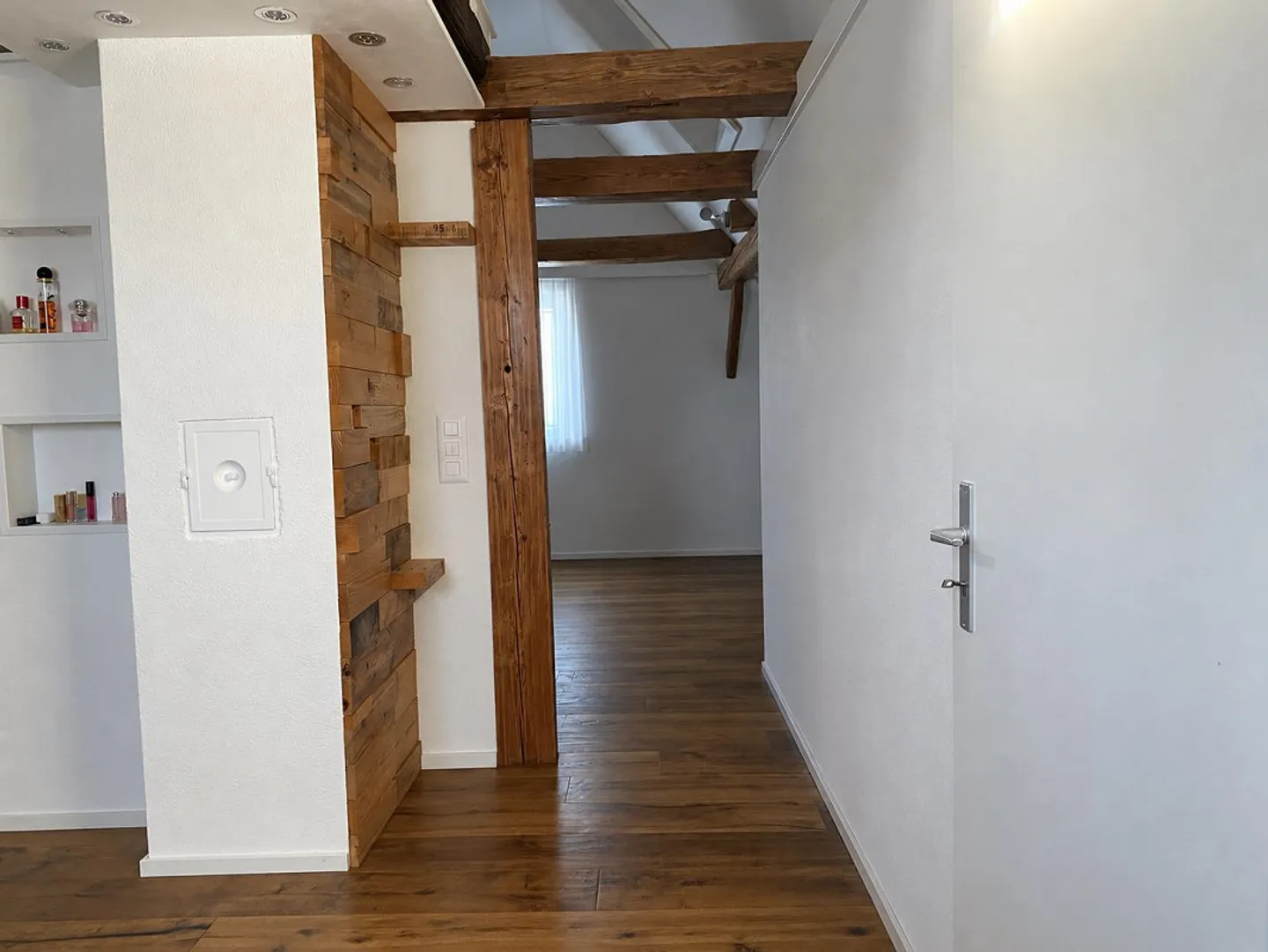 Core renovated 5/5 room house - Photo 22 of 26