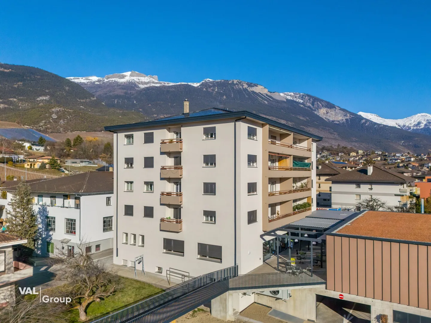 Helles Penthouse im Herzen der Annehmlichkeiten - Foto 9 von 9