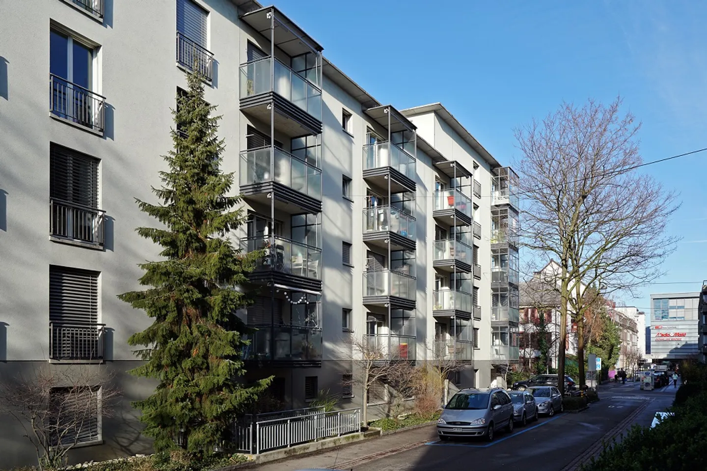 Modernes Apartment in Basel - Foto 2 von 8