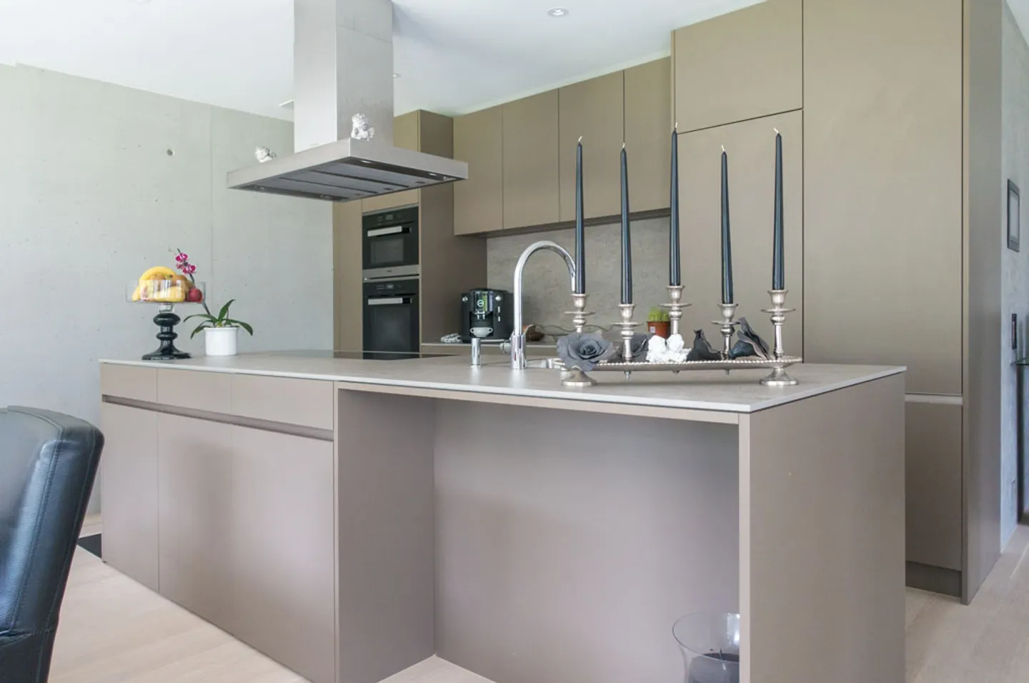 Exclusive Family Apartment in the Rastenhoschet Development - Photo 4 of 11