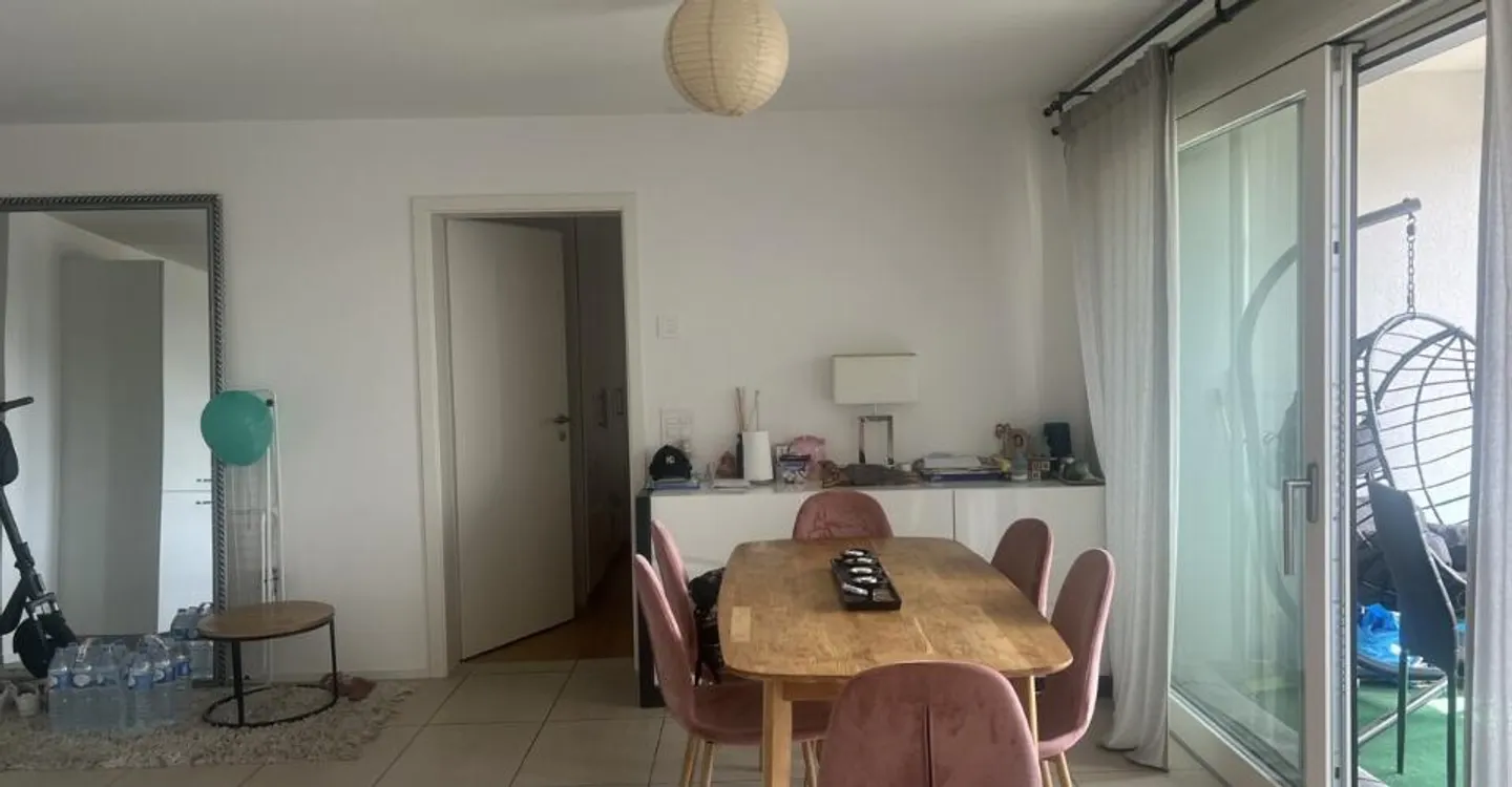 2 ½ pièces meublé au centre-ville de Bulle - Foto 3 di 9