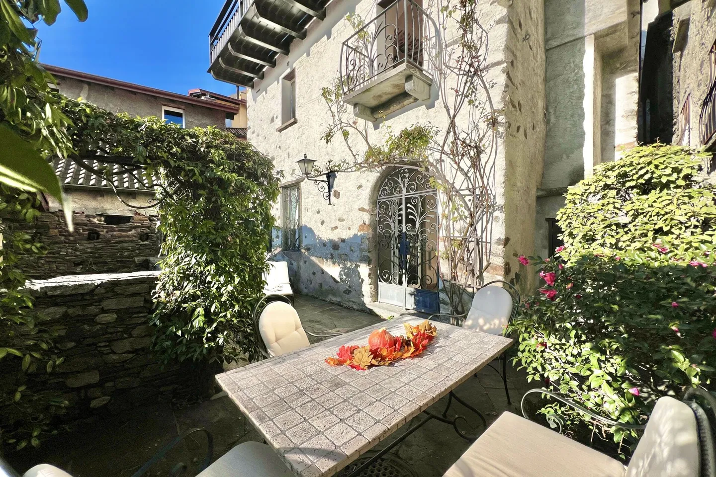 "Casa Castello" - Ein historisches Zuhause für Menschen, die das Besondere suchen !!! - Foto 1 von 53