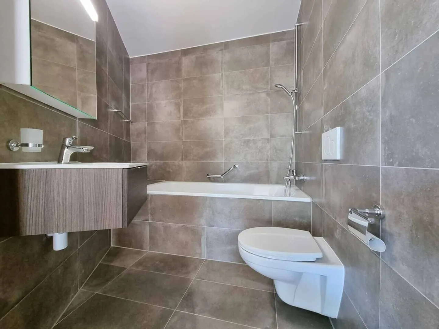 Beautiful 3.5-room apartment with large garden - Photo 7 of 9