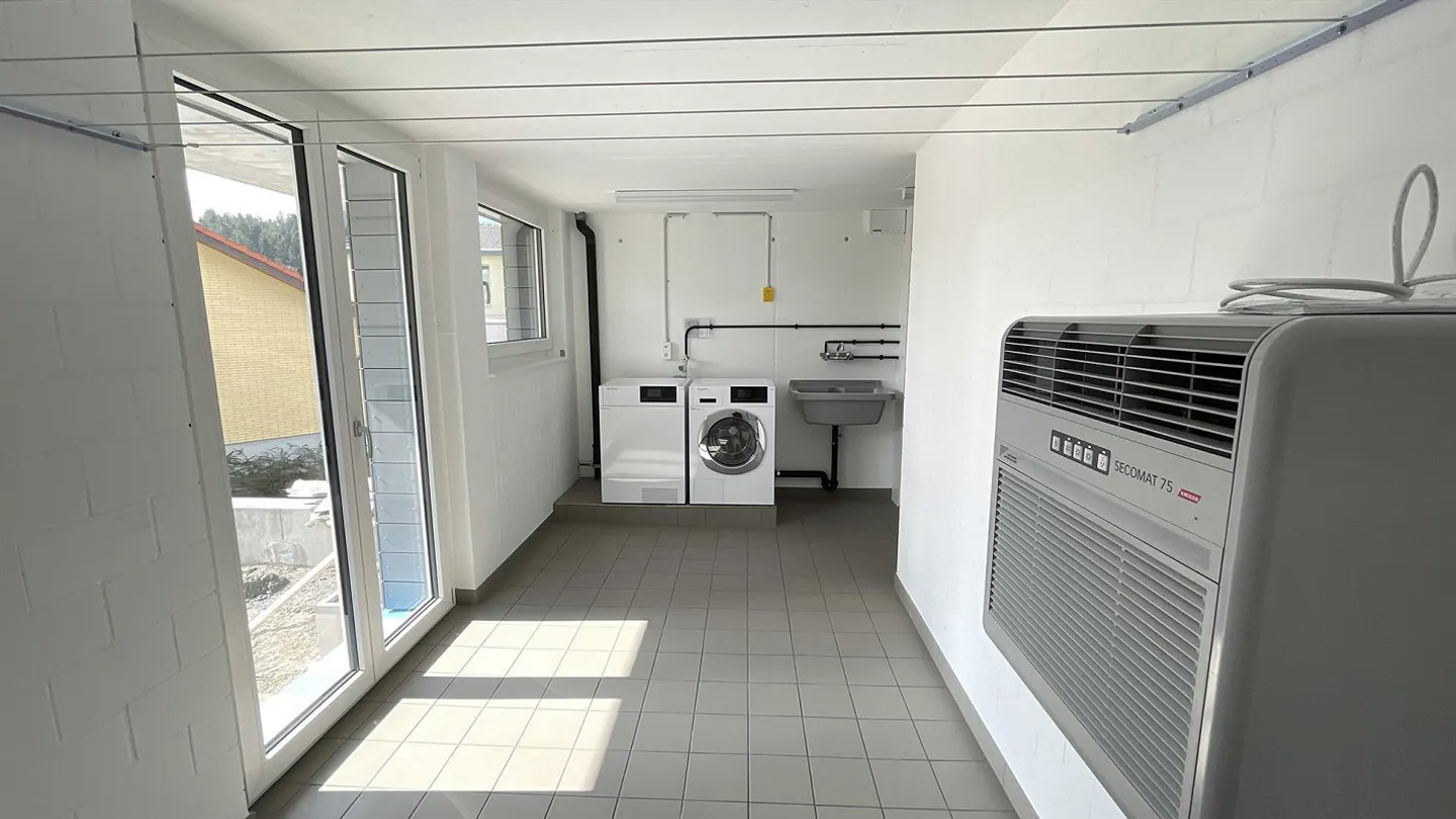 Appartement 2.5 pièces ensoleillé et neuf avec balcon - Photo 7 sur 9