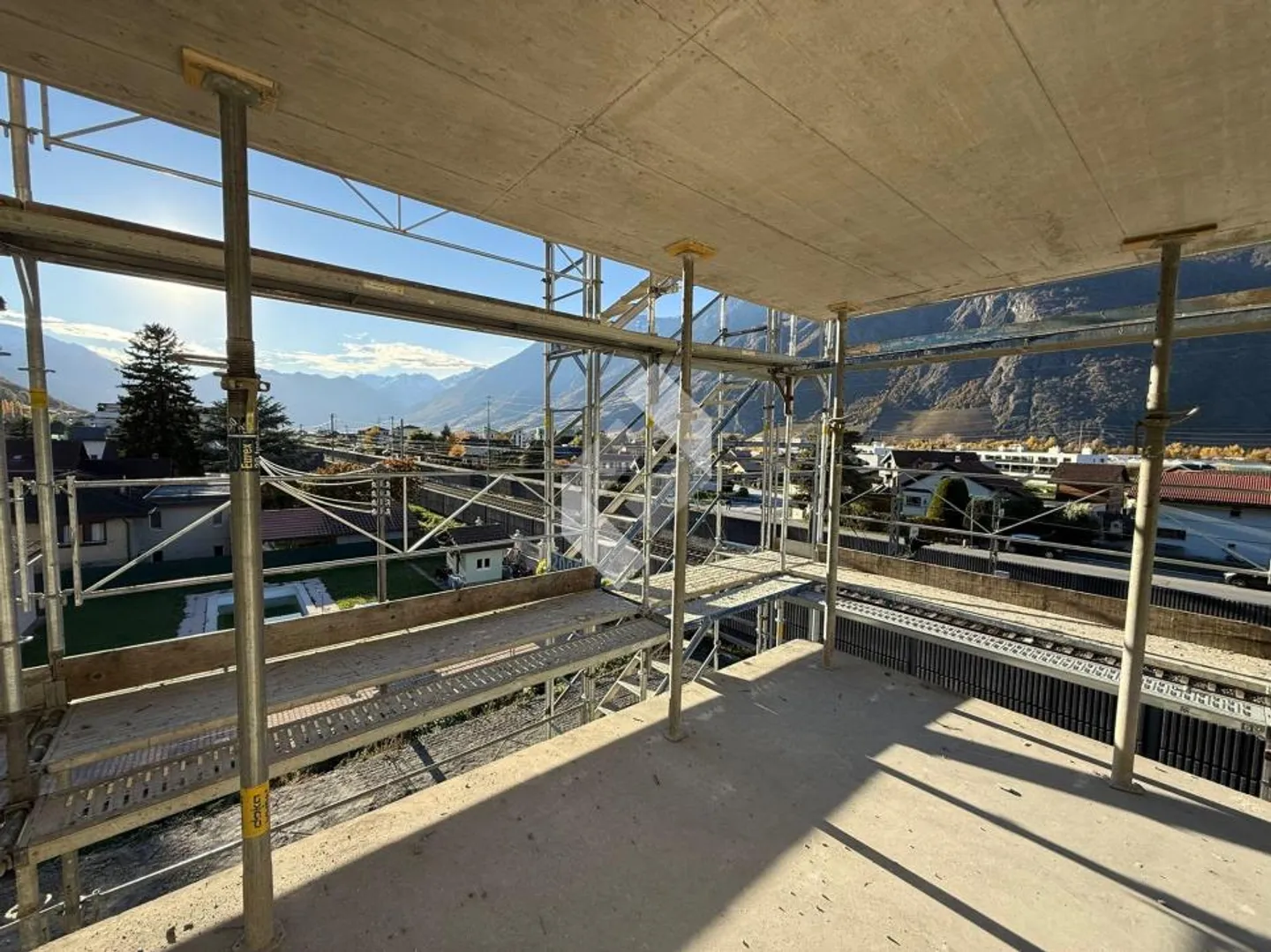 Appartamento in vendita - Foto 3 di 13